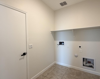 19081 N Piccolo Drive - Photo Thumbnail 9