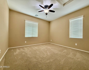 512 E Castle Rock Road - Photo Thumbnail 24