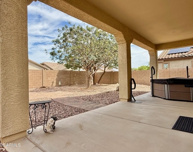 512 E Castle Rock Road - Photo Thumbnail 26