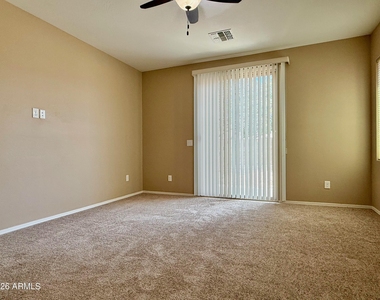 512 E Castle Rock Road - Photo Thumbnail 17