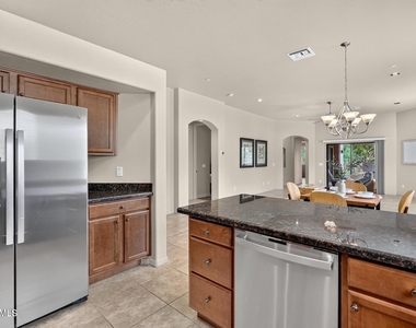 14247 N Ashbrook Drive - Photo Thumbnail 25