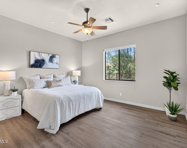 14247 N Ashbrook Drive - Photo Thumbnail 5