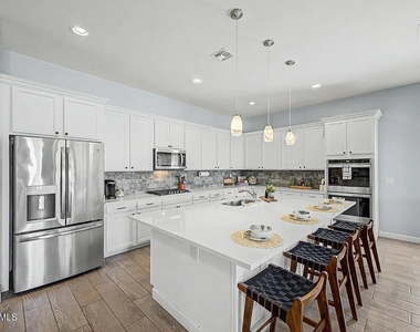 22941 E Camina Buena Vista - Photo Thumbnail 5