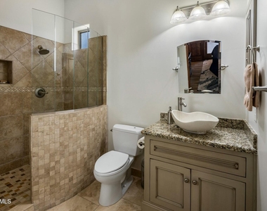 14402 N Medinan Drive - Photo Thumbnail 24
