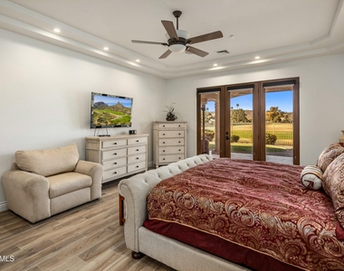 14402 N Medinan Drive - Photo Thumbnail 16
