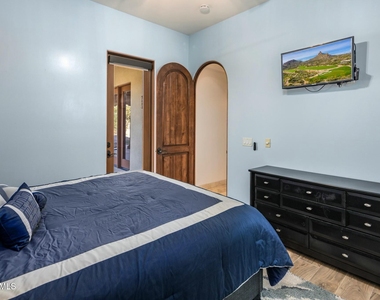 14402 N Medinan Drive - Photo Thumbnail 23