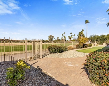 14402 N Medinan Drive - Photo Thumbnail 31