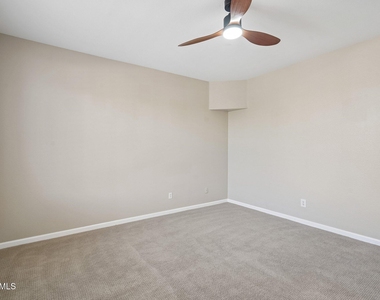 26645 N 42nd Street - Photo Thumbnail 37