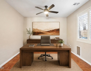 26645 N 42nd Street - Photo Thumbnail 8