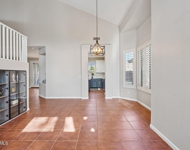 26645 N 42nd Street - Photo Thumbnail 13