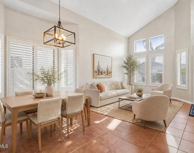 26645 N 42nd Street - Photo Thumbnail 4