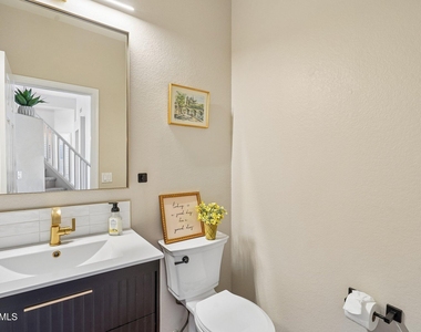 26645 N 42nd Street - Photo Thumbnail 23
