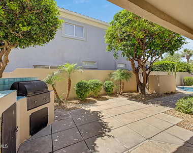 5812 W Del Lago Circle - Photo Thumbnail 27