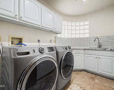 5812 W Del Lago Circle - Photo Thumbnail 30