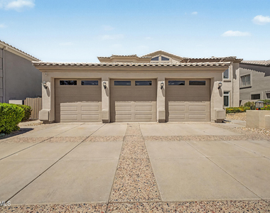 5812 W Del Lago Circle - Photo Thumbnail 71