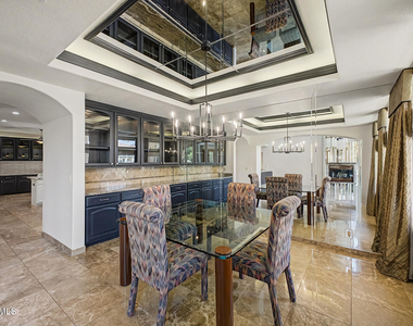 5812 W Del Lago Circle - Photo Thumbnail 3