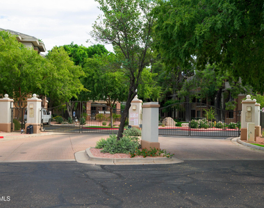 2989 N 44th Street - Photo Thumbnail 20
