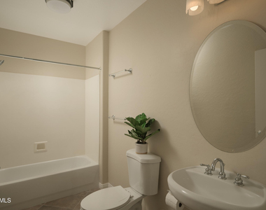2989 N 44th Street - Photo Thumbnail 18