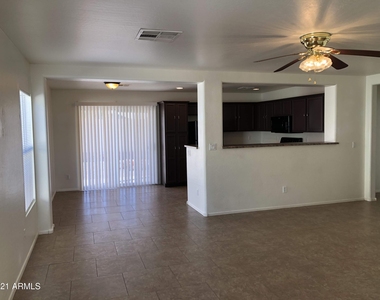 1331 S 227th Avenue - Photo Thumbnail 3