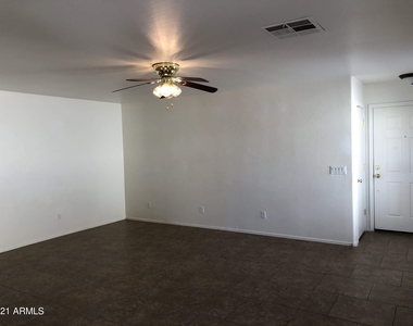 1331 S 227th Avenue - Photo Thumbnail 4