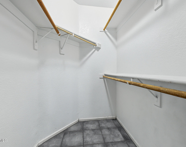 3015 N 84th Drive - Photo Thumbnail 20