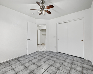 3015 N 84th Drive - Photo Thumbnail 24