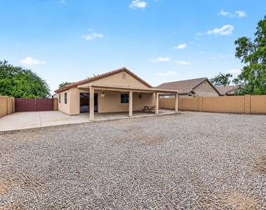 3015 N 84th Drive - Photo Thumbnail 29