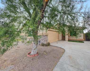 3015 N 84th Drive - Photo Thumbnail 2