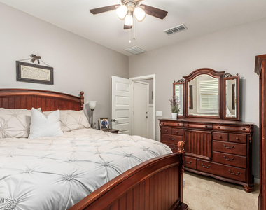 550 W Tallula Trail - Photo Thumbnail 24