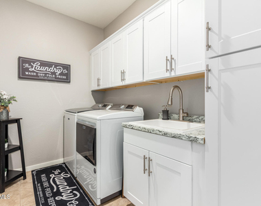 550 W Tallula Trail - Photo Thumbnail 26