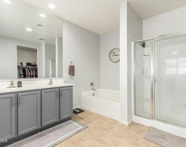 550 W Tallula Trail - Photo Thumbnail 18