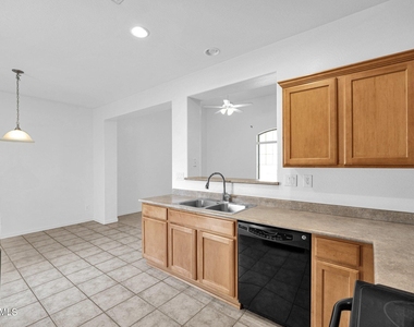 3708 W Vivian Court - Photo Thumbnail 15