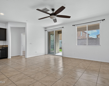 21257 W Berkeley Road - Photo Thumbnail 6