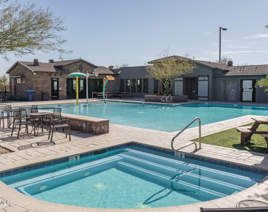 21257 W Berkeley Road - Photo Thumbnail 30