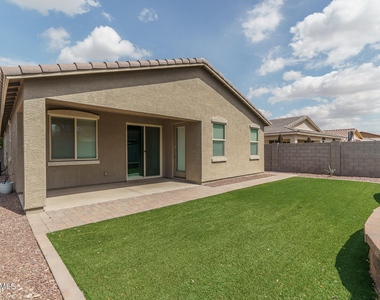 21257 W Berkeley Road - Photo Thumbnail 22