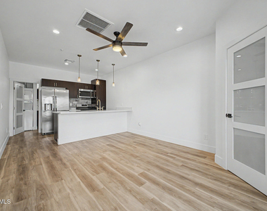 3660 N 3rd Street - Photo Thumbnail 10