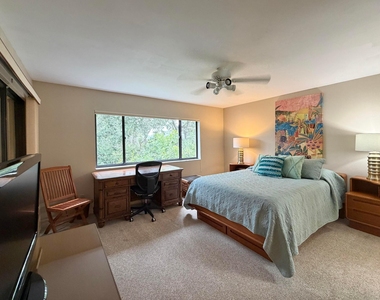 337 Oak Harbour Drive - Photo Thumbnail 20