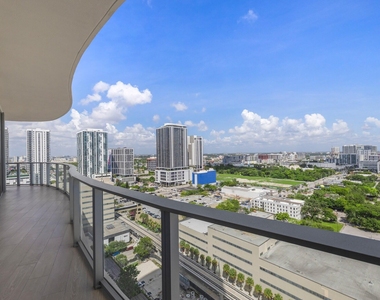 1400 Biscayne Boulevard - Photo Thumbnail 19