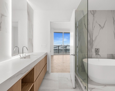 1400 Biscayne Boulevard - Photo Thumbnail 20