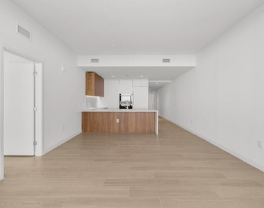 1400 Biscayne Boulevard - Photo Thumbnail 14