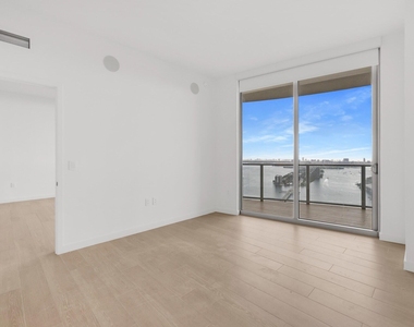 1400 Biscayne Boulevard - Photo Thumbnail 17