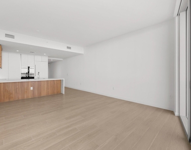 1400 Biscayne Boulevard - Photo Thumbnail 15