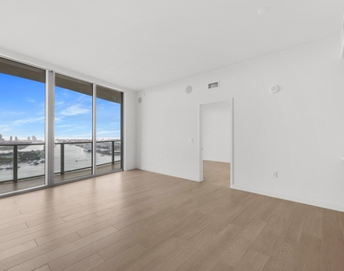 1400 Biscayne Boulevard - Photo Thumbnail 13