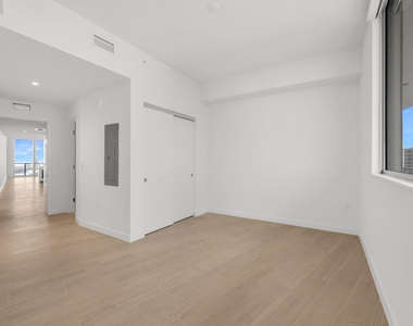 1400 Biscayne Boulevard - Photo Thumbnail 10