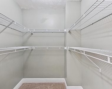 4000 Cypress Grove Way - Photo Thumbnail 26