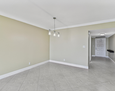 4000 Cypress Grove Way - Photo Thumbnail 12
