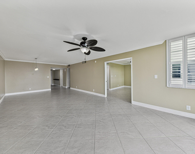 4000 Cypress Grove Way - Photo Thumbnail 8