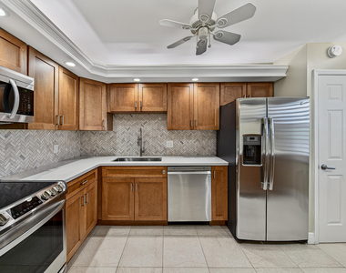 4000 Cypress Grove Way - Photo Thumbnail 16
