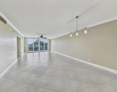 4000 Cypress Grove Way - Photo Thumbnail 10