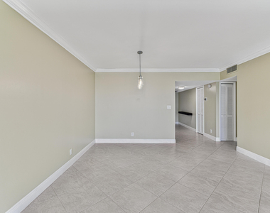 4000 Cypress Grove Way - Photo Thumbnail 19